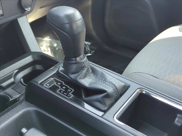 Certified 2019 Toyota Tacoma SR w/ SR Convenience Package AWD/4WD image 24
