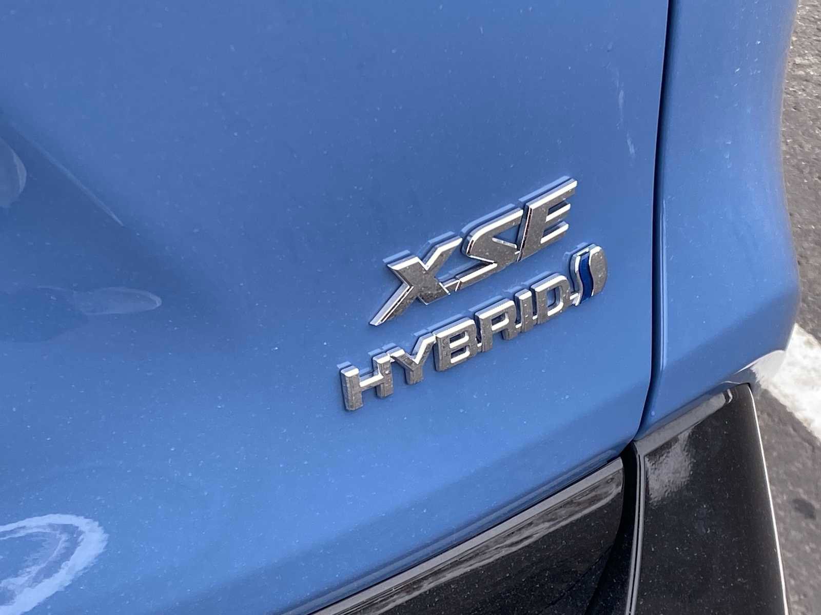 Used 2022 Toyota RAV4 XSE image 26