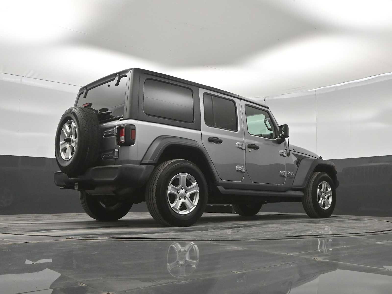 Used 2018 Jeep Wrangler Unlimited Sport S AWD/4WD image 37