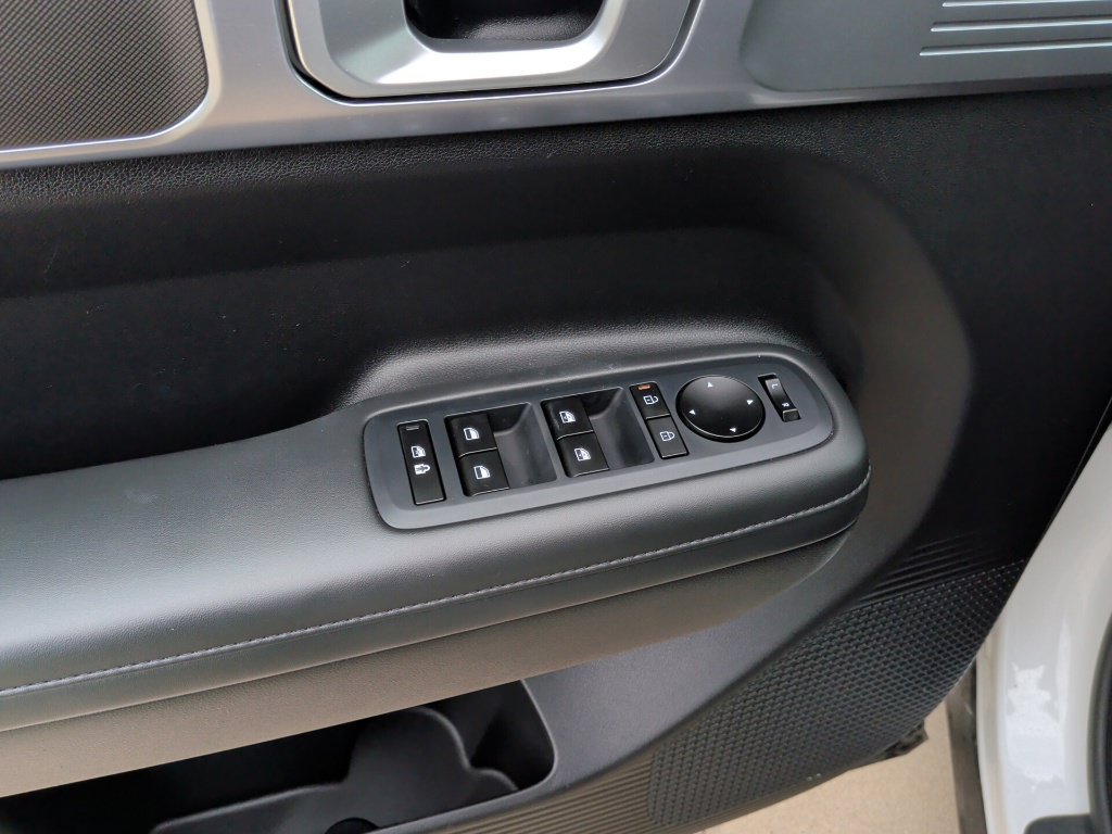 Used 2024 Hyundai Santa Fe XRT AWD/4WD image 12