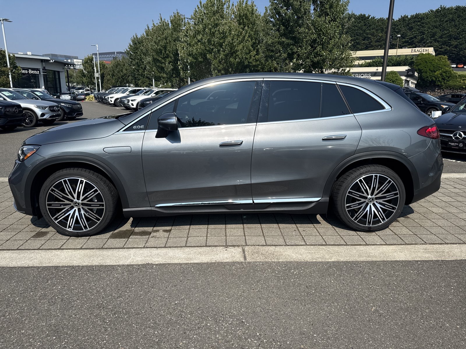 Certified 2023 Mercedes-Benz EQE 500 4MATIC SUV image 8