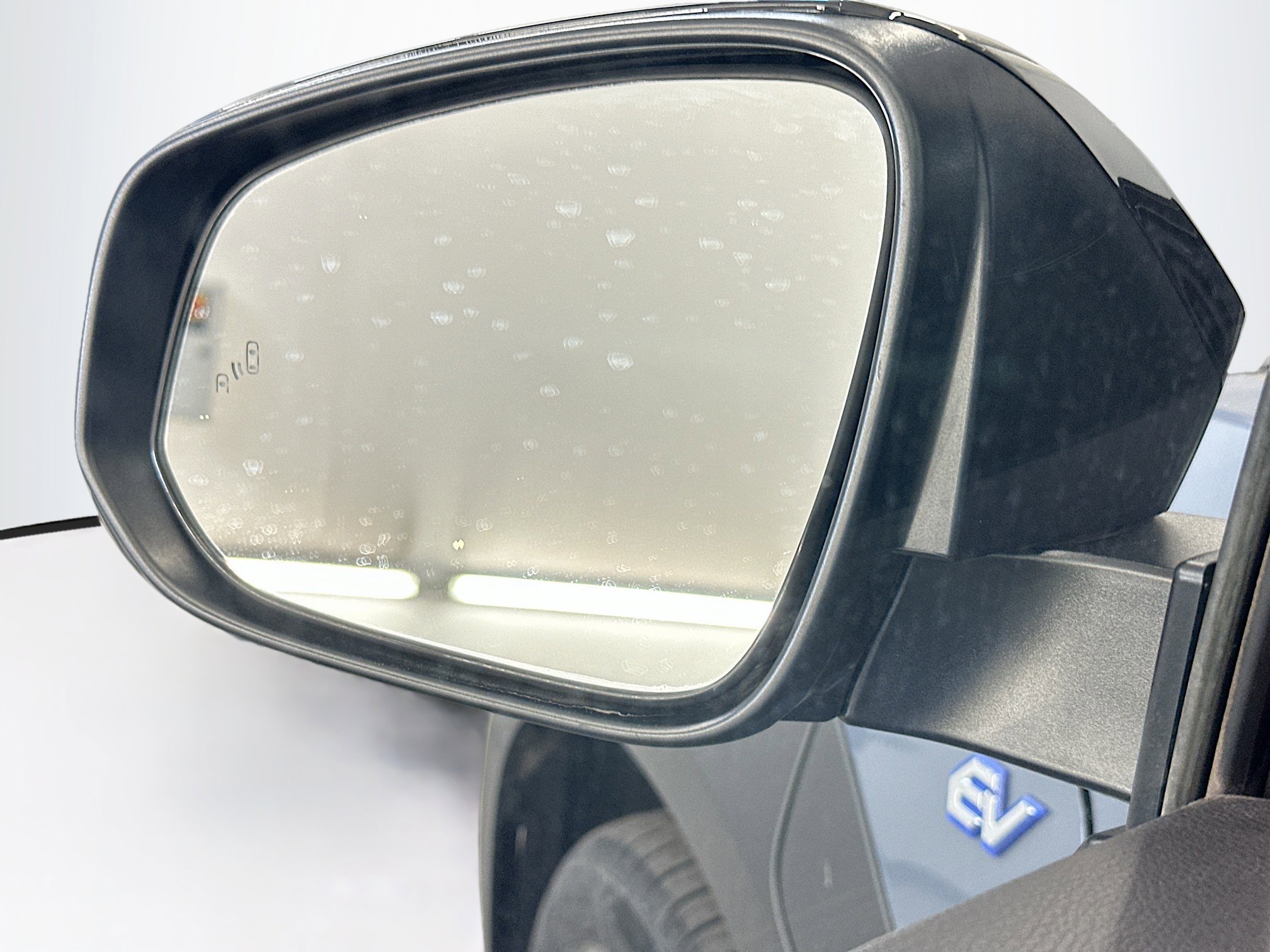 Used 2023 Subaru Solterra AWD image 16