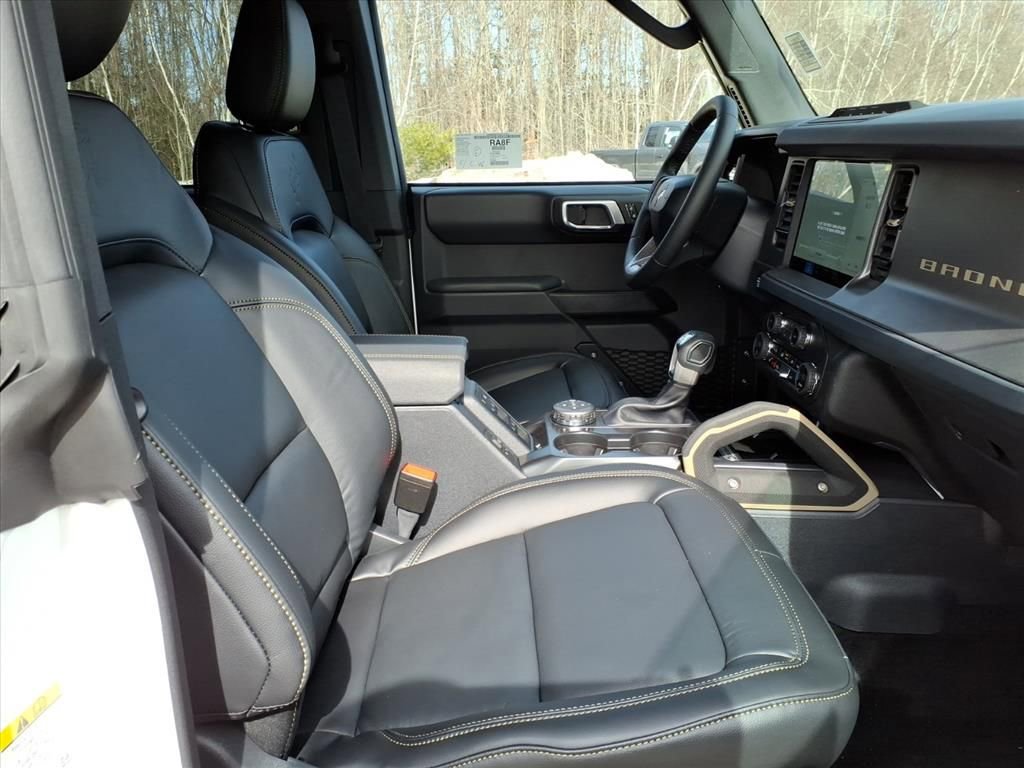 New 2026 Ford Bronco Badlands image 7