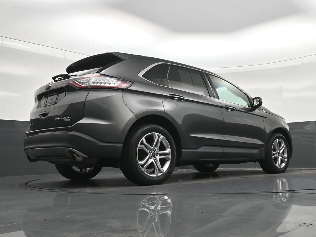 Used 2018 Ford Edge Titanium FWD image 32