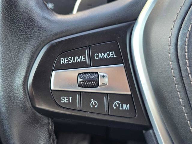 Used 2023 BMW X5 xDrive40i w/ Parking Assistance Package AWD/4WD image 33