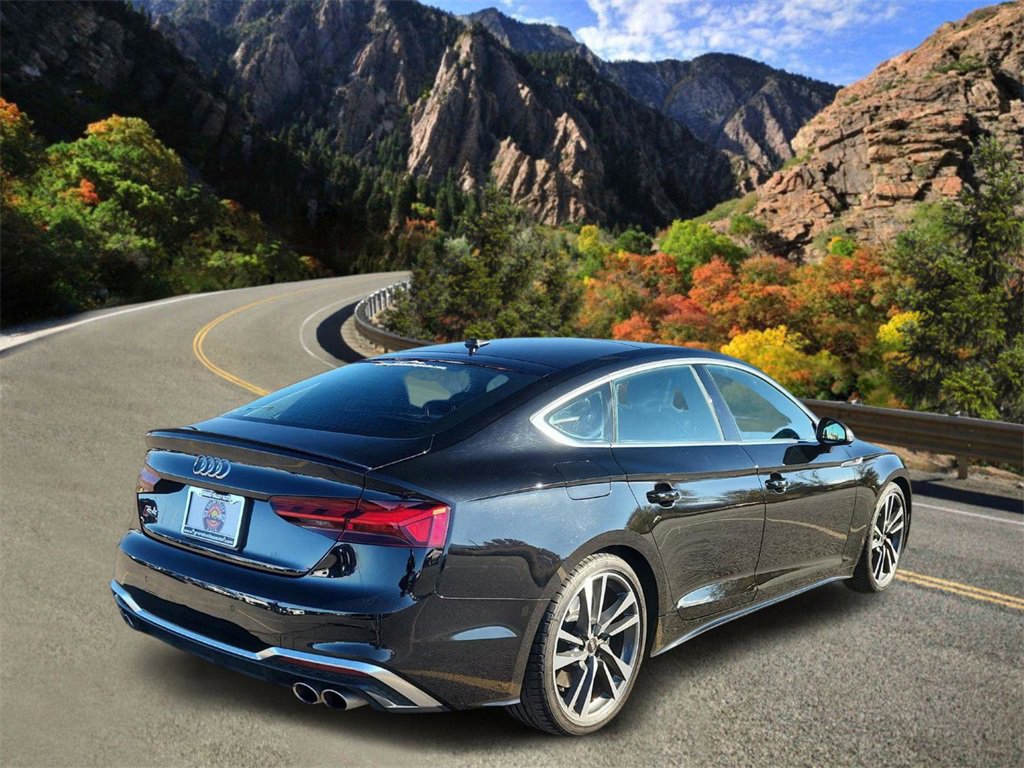 Used 2022 Audi S5 Premium Plus image 3