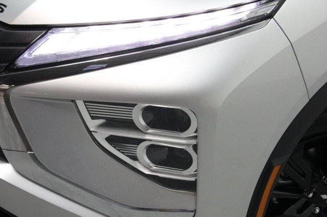 New 2026 Mitsubishi Eclipse Cross LE AWD/4WD image 2