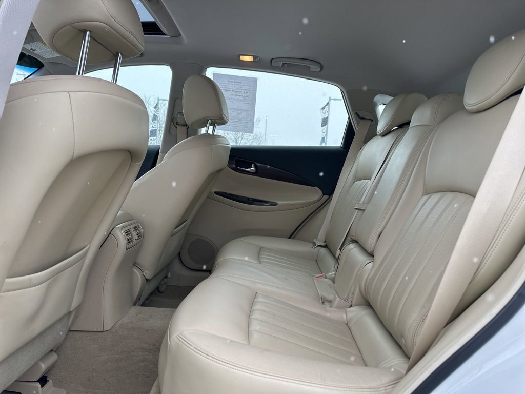 Used 2017 INFINITI QX50 AWD w/ Premium Plus Package image 36