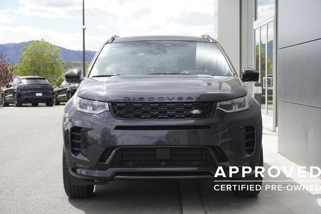 Used 2025 Land Rover Discovery Sport Dynamic SE image 5