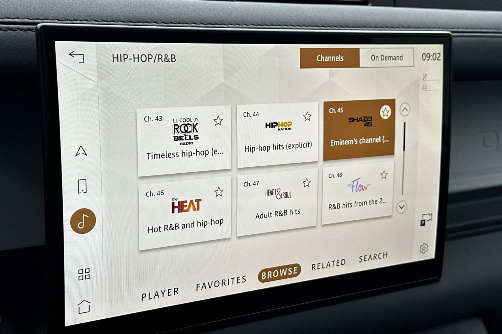 Used 2025 Land Rover Defender 130 S image 20