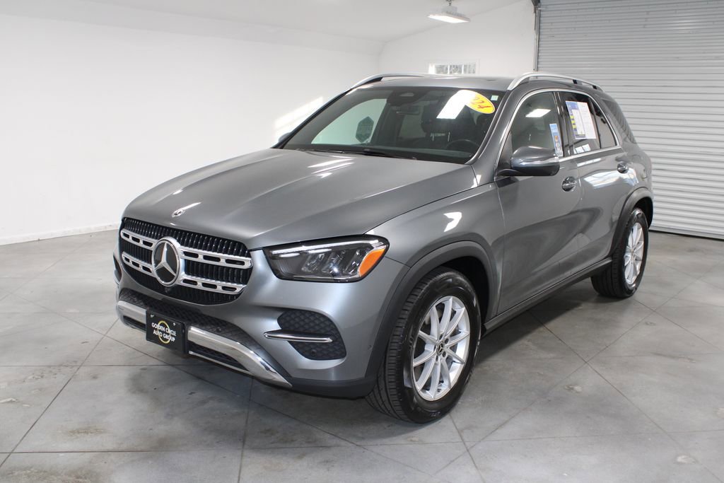 Used 2024 Mercedes-Benz GLE 450e 4MATIC image 4