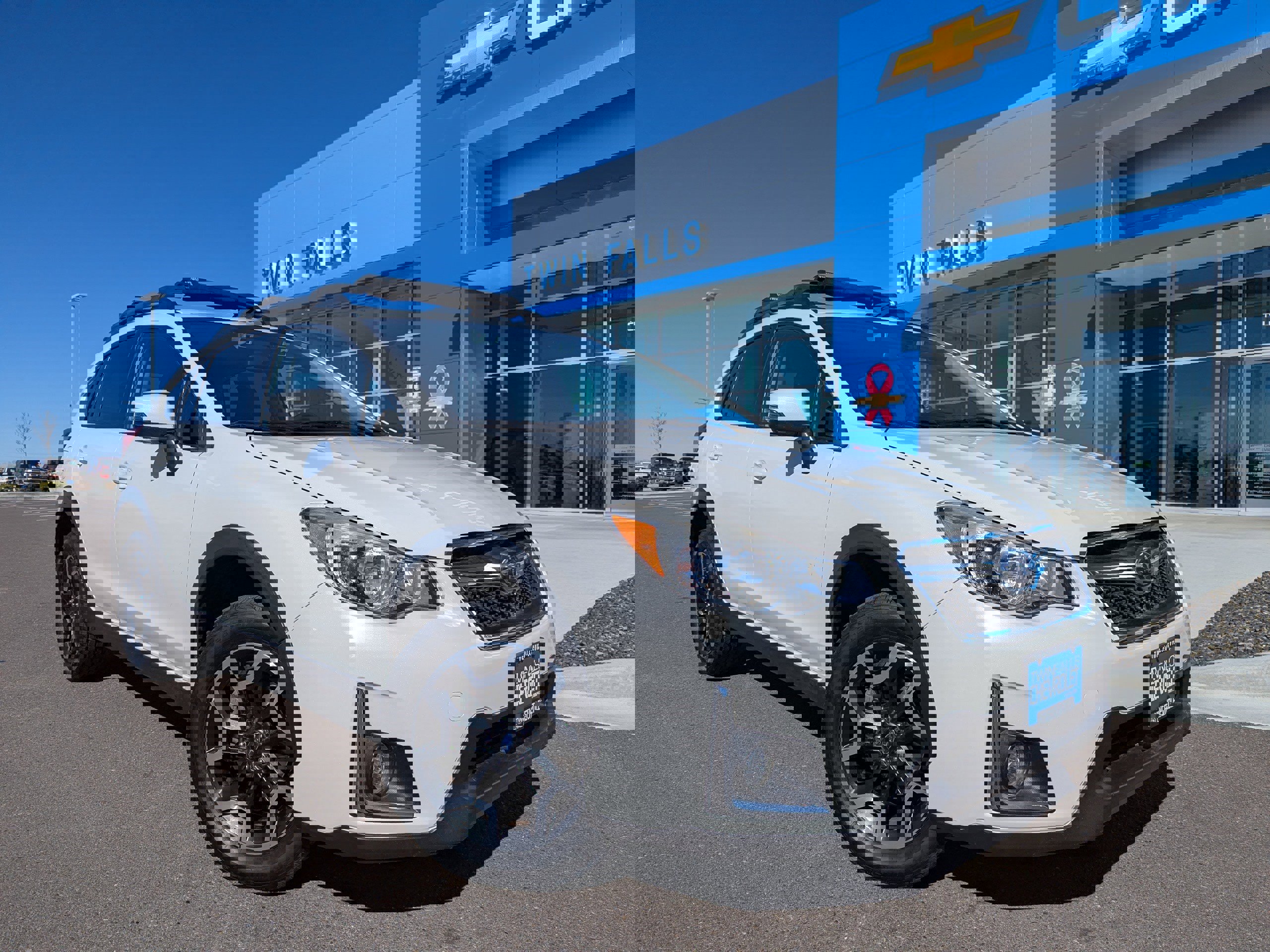 Used 2017 Subaru Crosstrek 2.0i Limited image 1