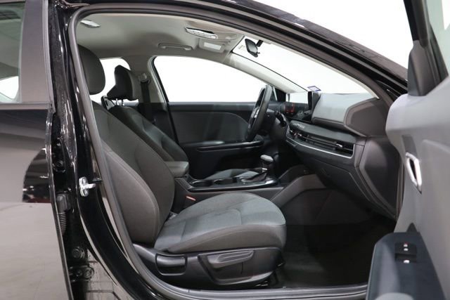 Used 2025 Kia K4 LXS FWD image 36