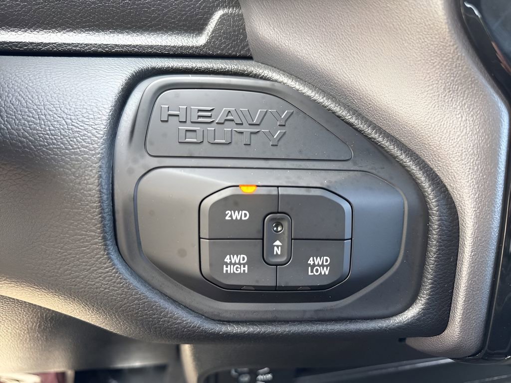 Used 2026 RAM 2500 Laramie AWD/4WD image 24