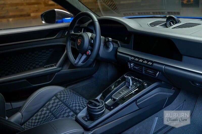 Used 2026 Porsche 911 Carrera GTS RWD image 33
