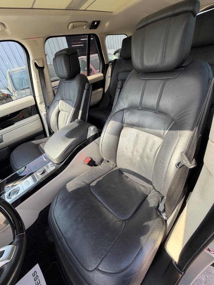 Used 2018 Land Rover Range Rover HSE AWD/4WD image 16