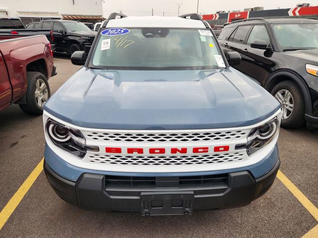 Used 2025 Ford Bronco Sport Heritage w/ Convenience Package image 2