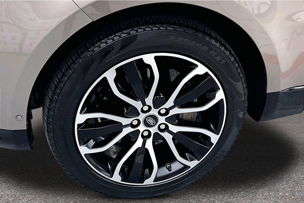 Used 2021 Land Rover Range Rover Sport HSE Silver Edition AWD/4WD image 32