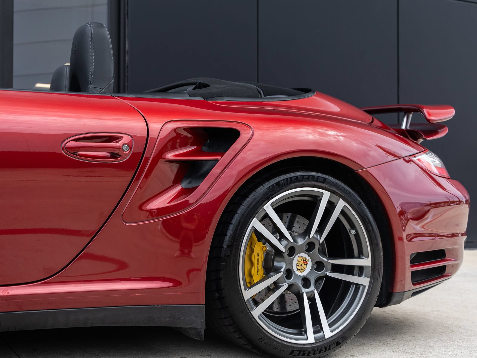 Used 2012 Porsche 911 Edition 918 Spyder AWD/4WD image 18