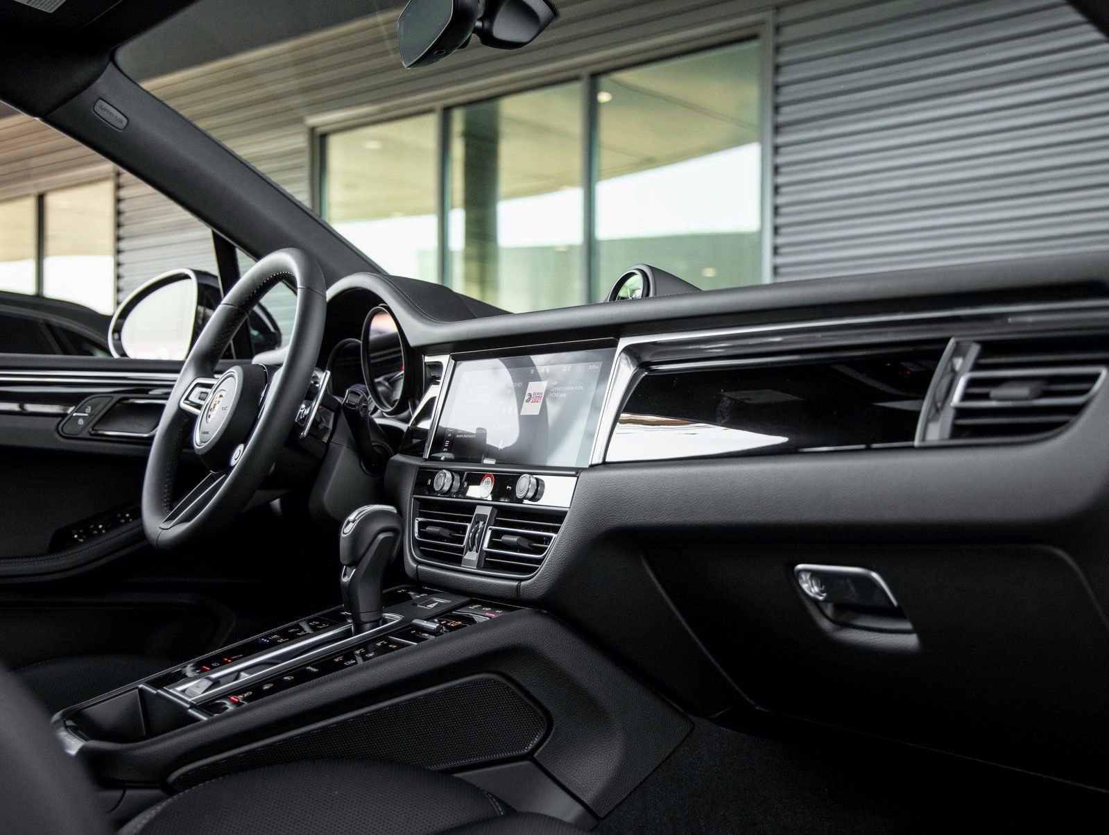 Used 2026 Porsche Macan S image 44