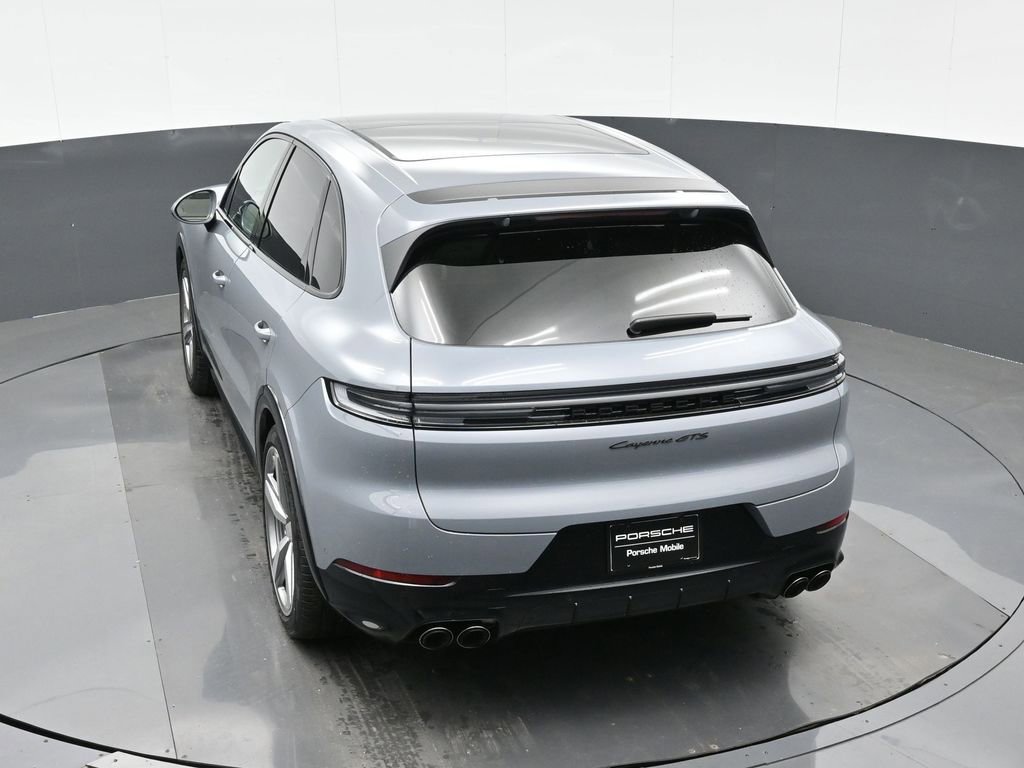 New 2026 Porsche Cayenne GTS image 28