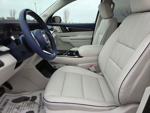 New 2026 Buick Enclave Avenir w/ Super Cruise Package AWD/4WD image 17