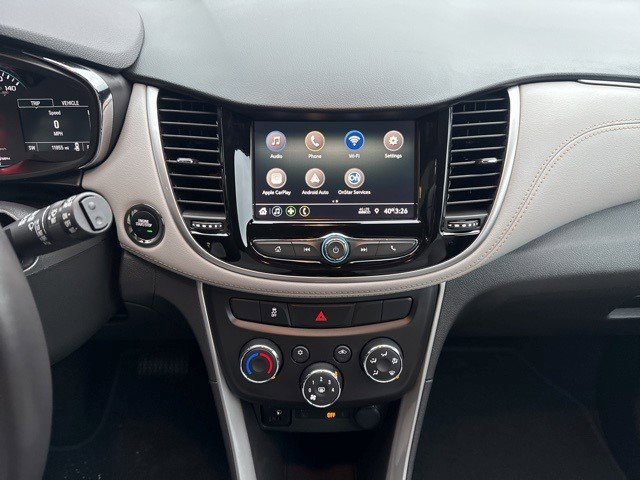 Certified 2022 Chevrolet Trax LT w/ LT Convenience Package image 11