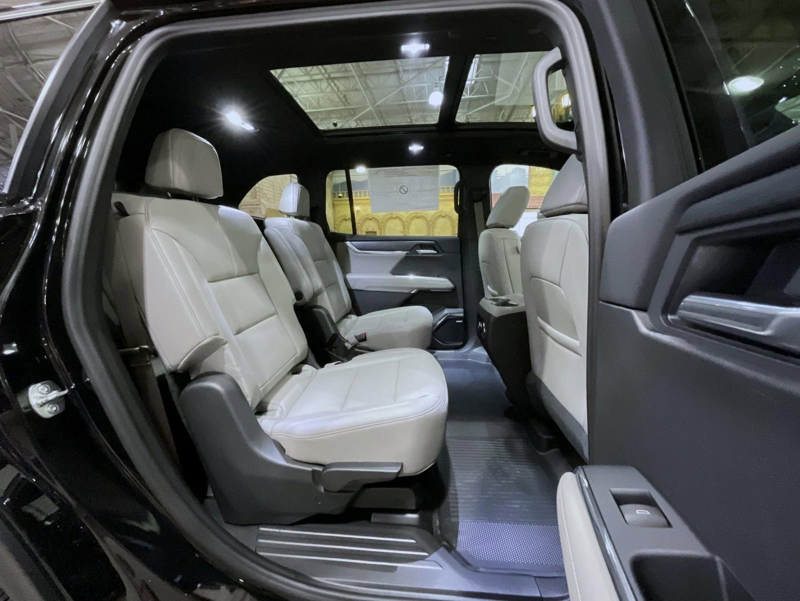 New 2026 GMC Acadia Elevation w/ Elevation Premium Package image 18