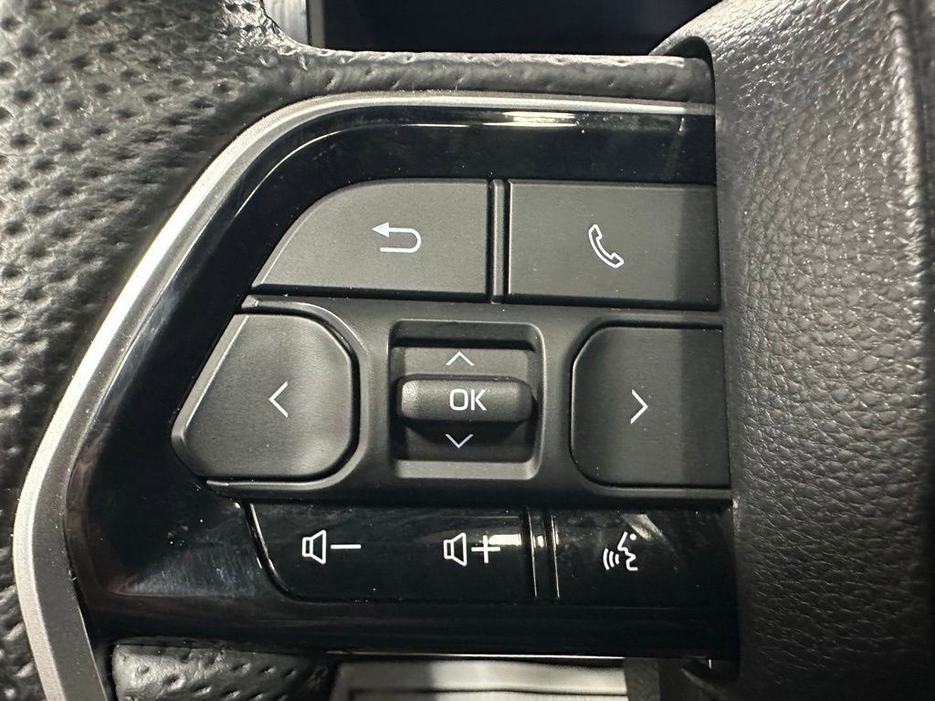 Used 2025 Toyota Tundra Platinum image 19