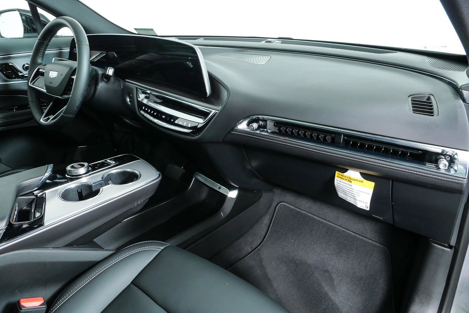 Certified 2024 Cadillac Lyriq Tech RWD image 23