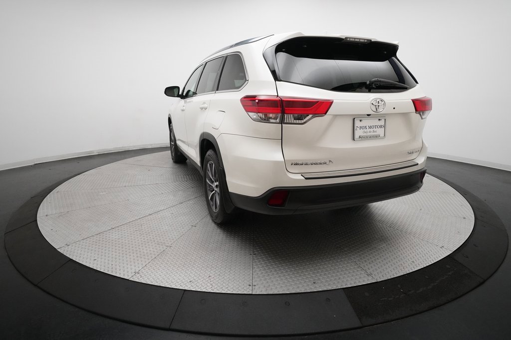 Used 2019 Toyota Highlander XLE image 35