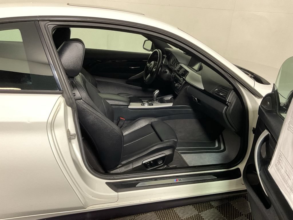 Used 2014 BMW 435i xDrive Coupe AWD/4WD image 35