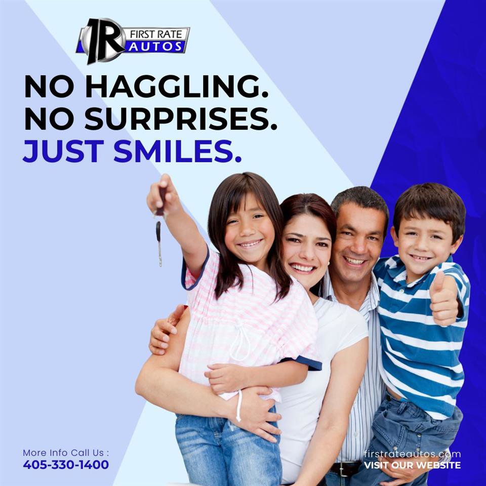 Used 2023 Chevrolet Traverse LS w/ Safety Package image 15