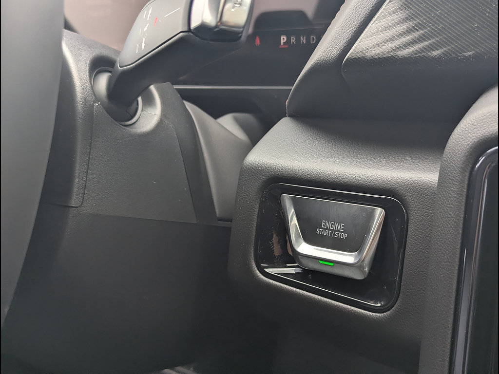 New 2026 GMC Yukon XL AT4 w/ AT4 Premium Plus Package AWD/4WD image 25