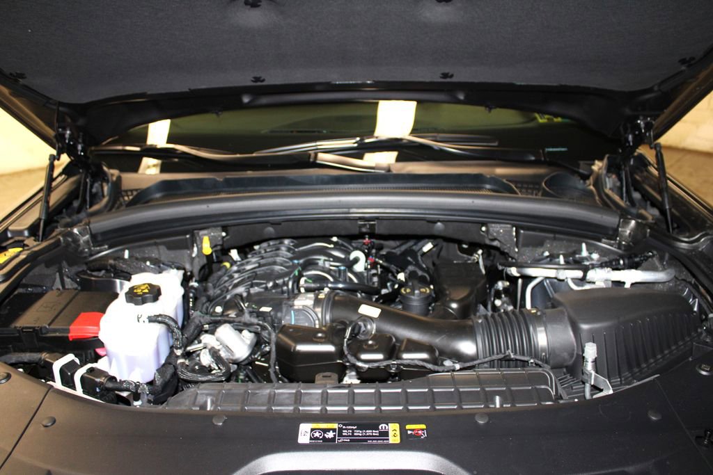 New 2025 Jeep Grand Cherokee Laredo X w/ Luxury Tech Group I image 38