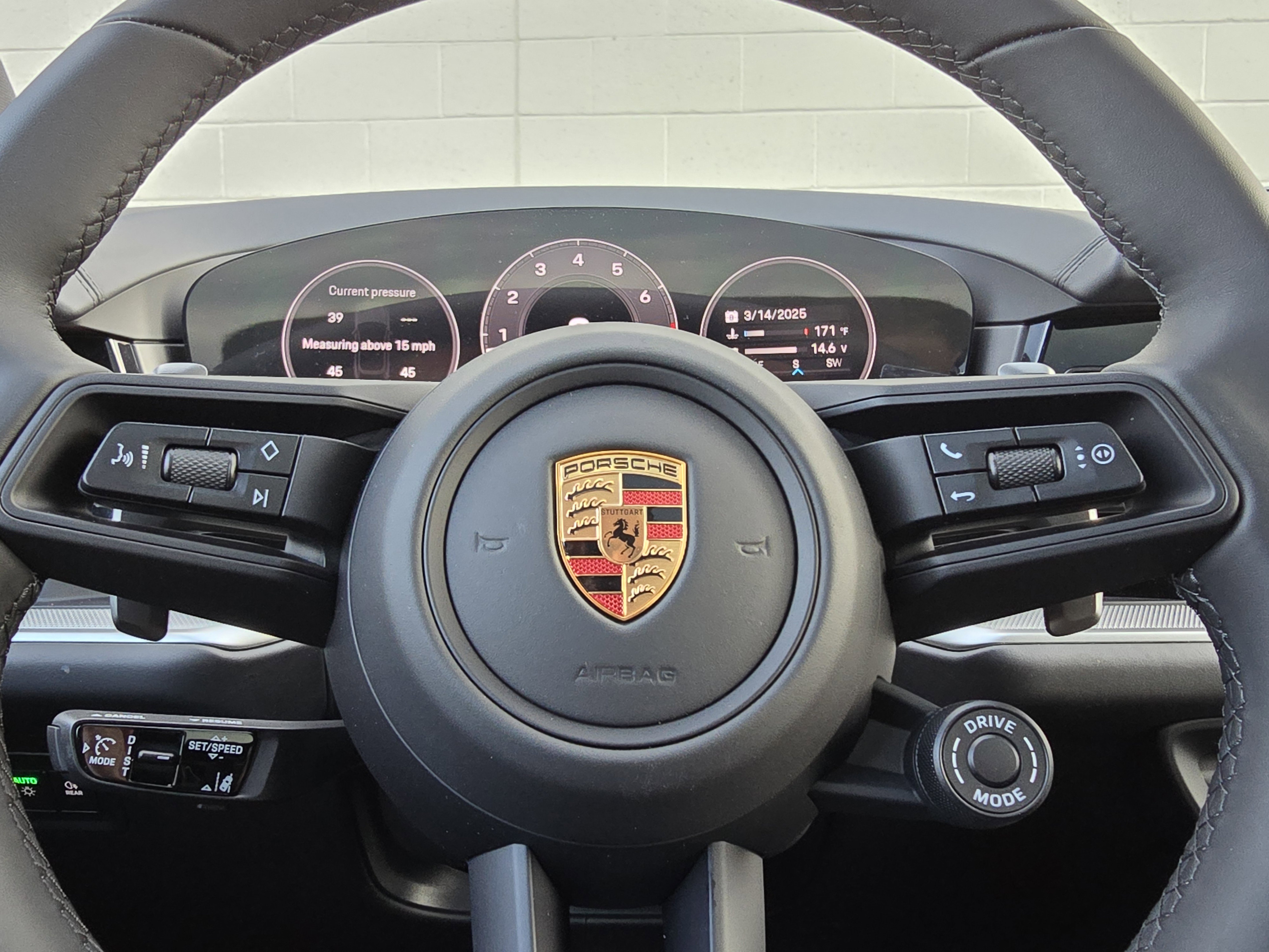 New 2025 Porsche Cayenne S image 25