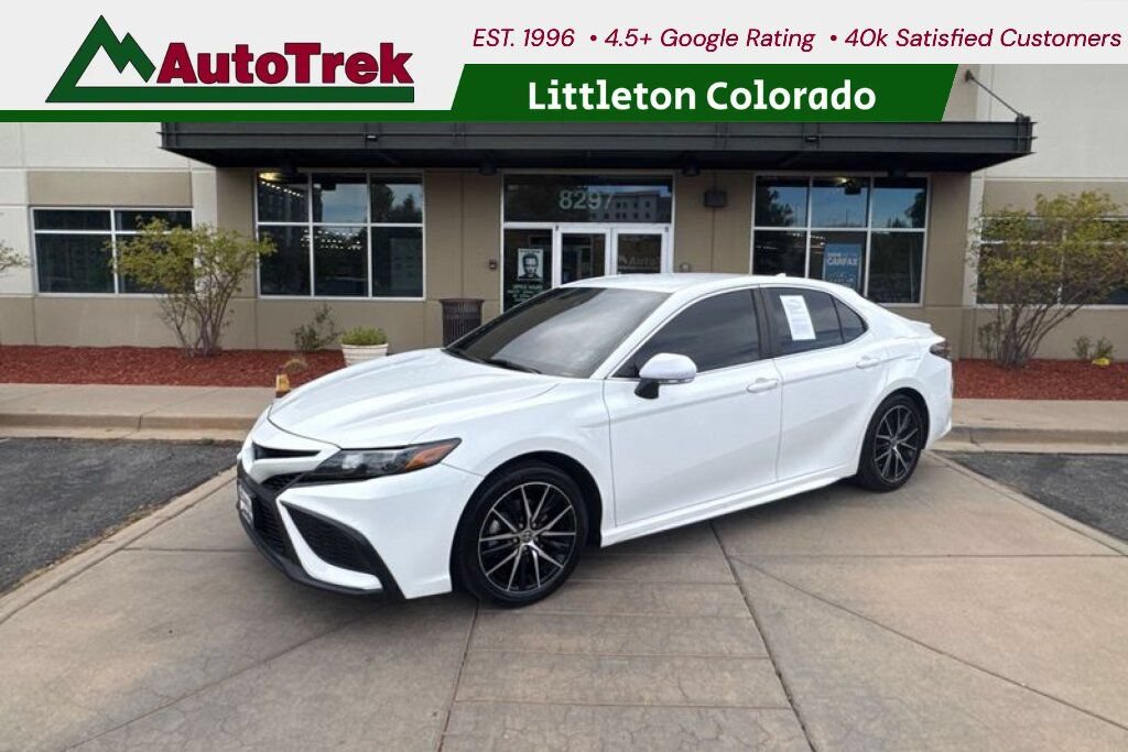 Used 2021 Toyota Camry SE w/ Cold Weather Package