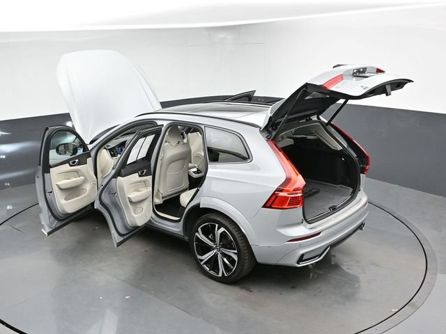 Used 2024 Volvo XC60 B5 Ultimate w/ Protection Package Premier AWD/4WD image 53