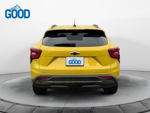 Used 2025 Chevrolet Trax ACTIV w/ Sunroof Package image 4