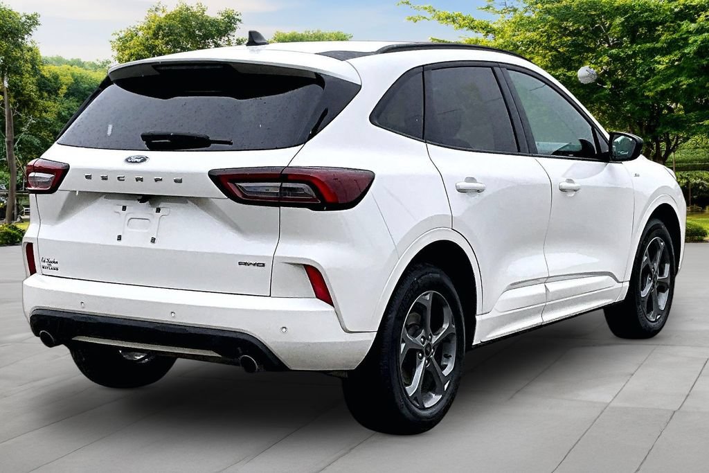 Used 2024 Ford Escape ST-Line w/ Tech Pack #1 AWD/4WD image 13
