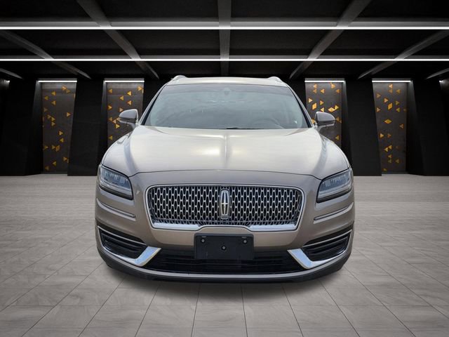 Used 2019 Lincoln Nautilus FWD image 2
