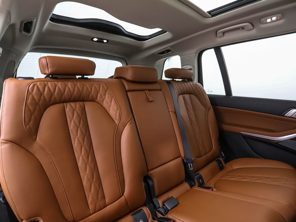 Certified 2024 BMW X7 xDrive40i image 34