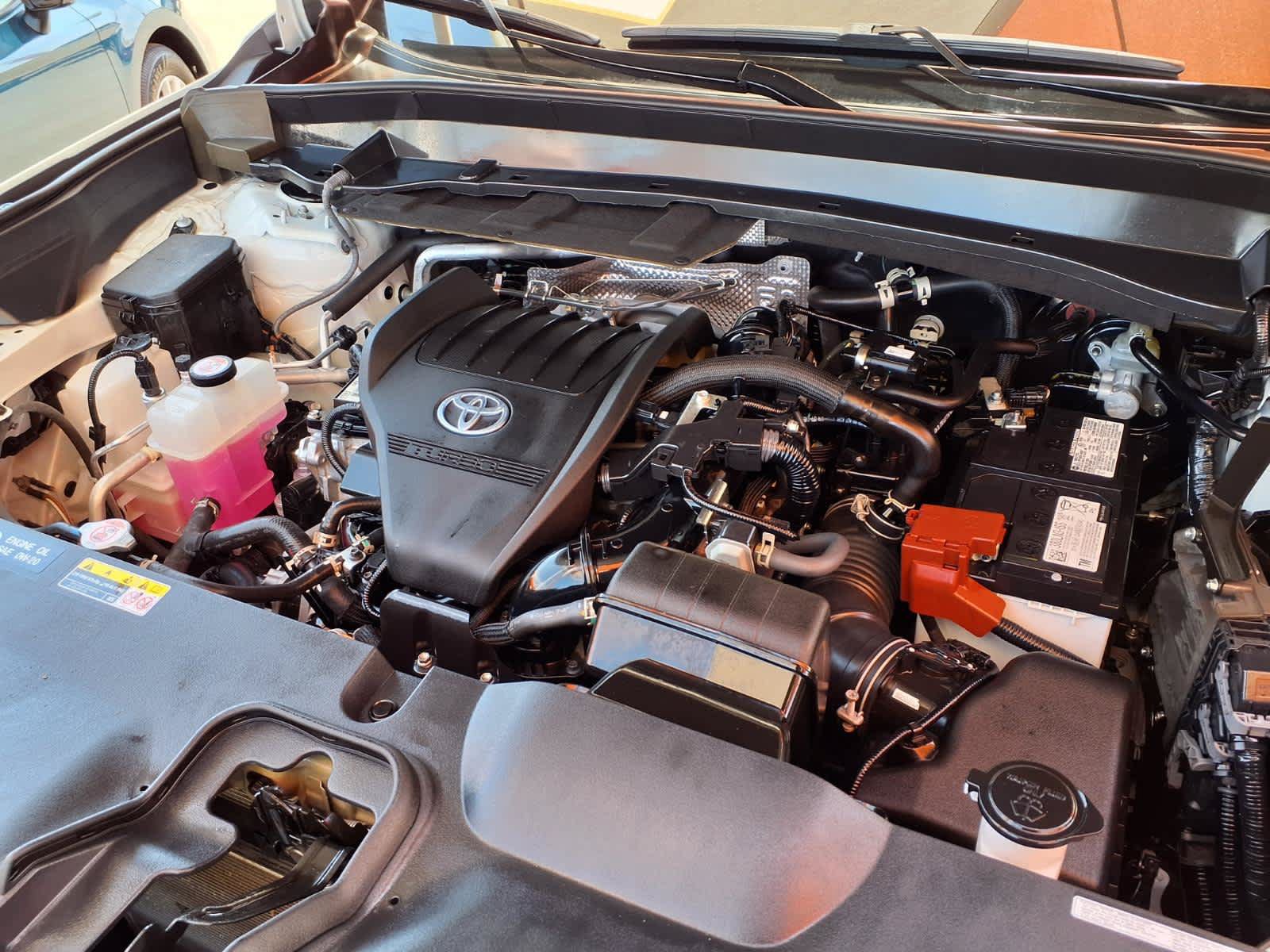 Certified 2024 Toyota Grand Highlander AWD image 8