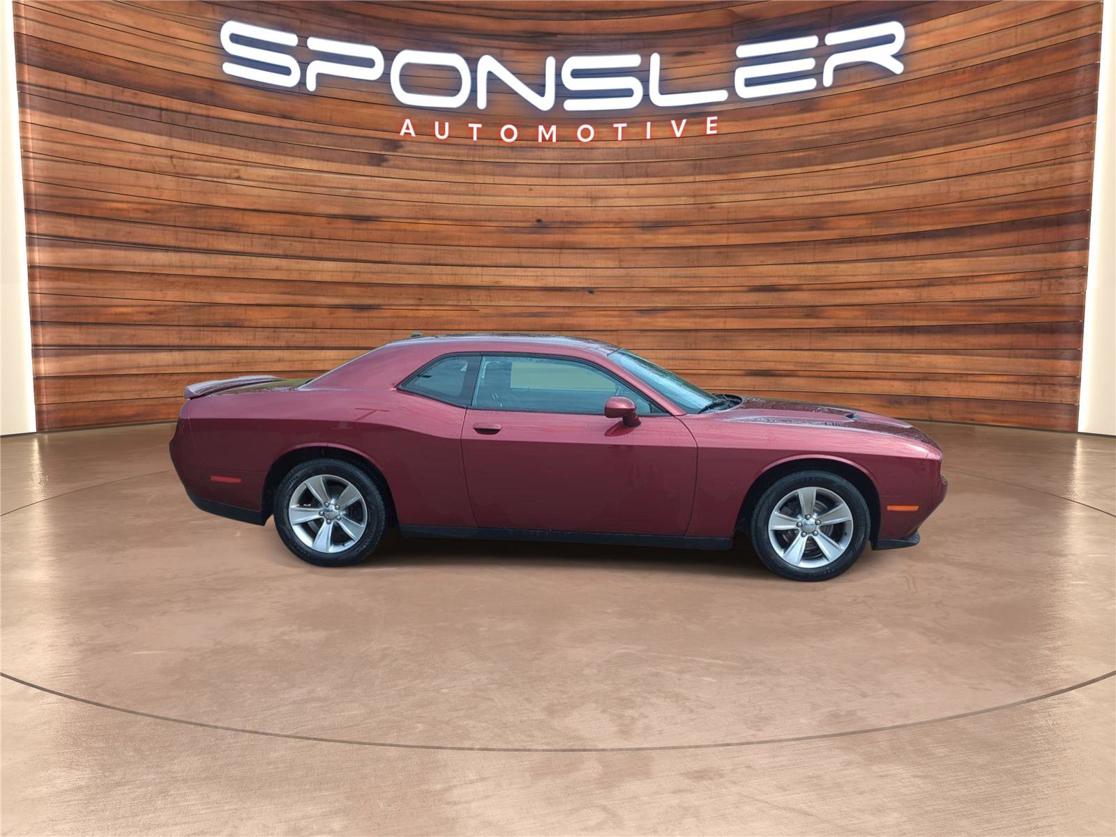 Used 2020 Dodge Challenger SXT w/ Driver Convenience Group RWD image 8