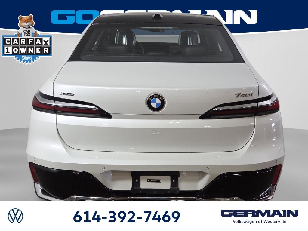 Used 2025 BMW 740i xDrive AWD/4WD image 10