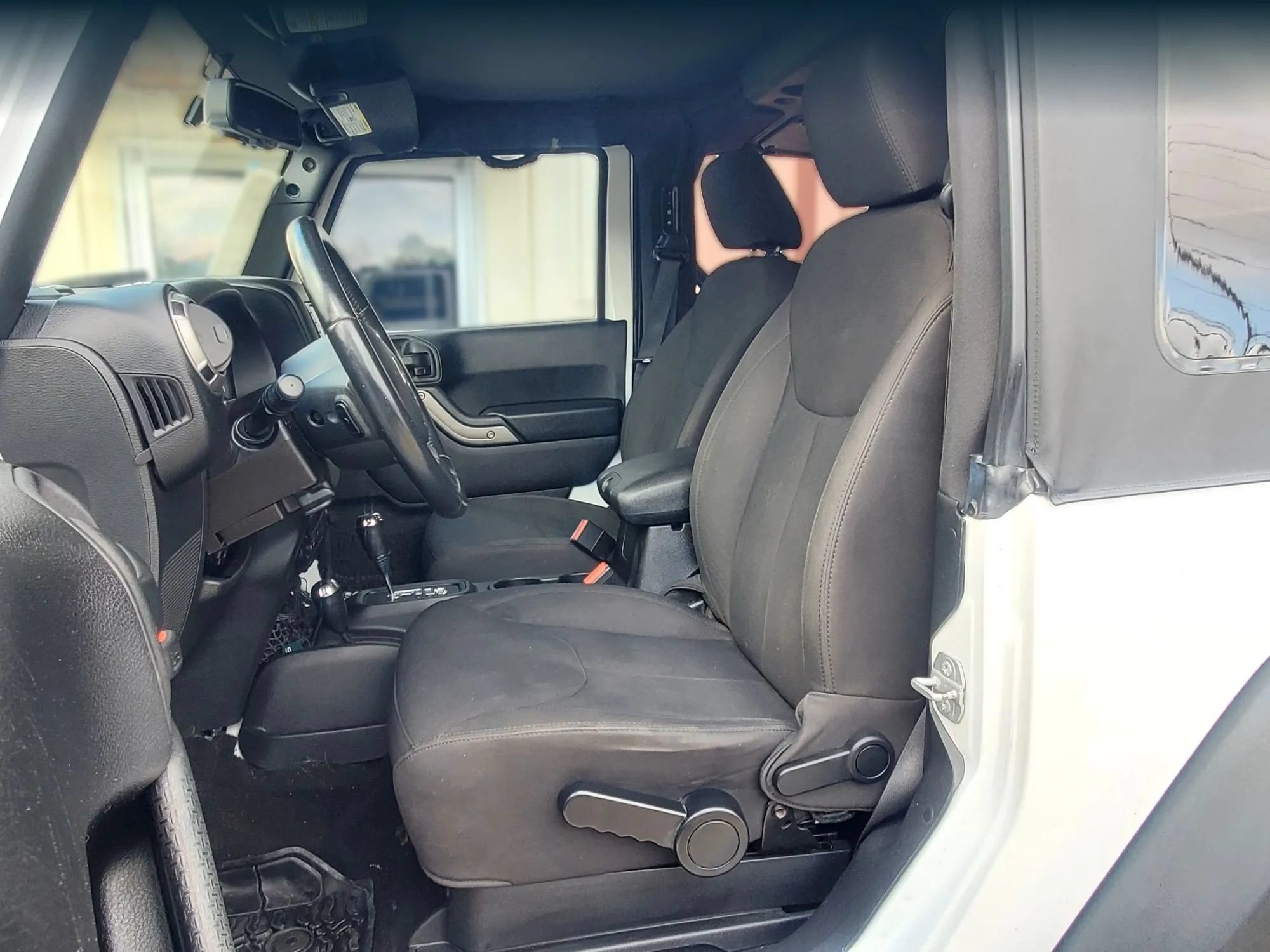 Used 2015 Jeep Wrangler Sport AWD/4WD image 43