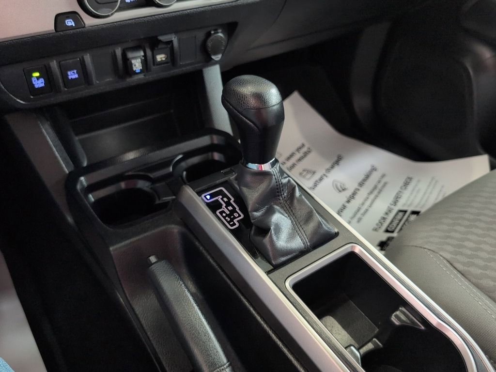 Used 2022 Toyota Tacoma SR5 w/ Technology Package RWD image 26