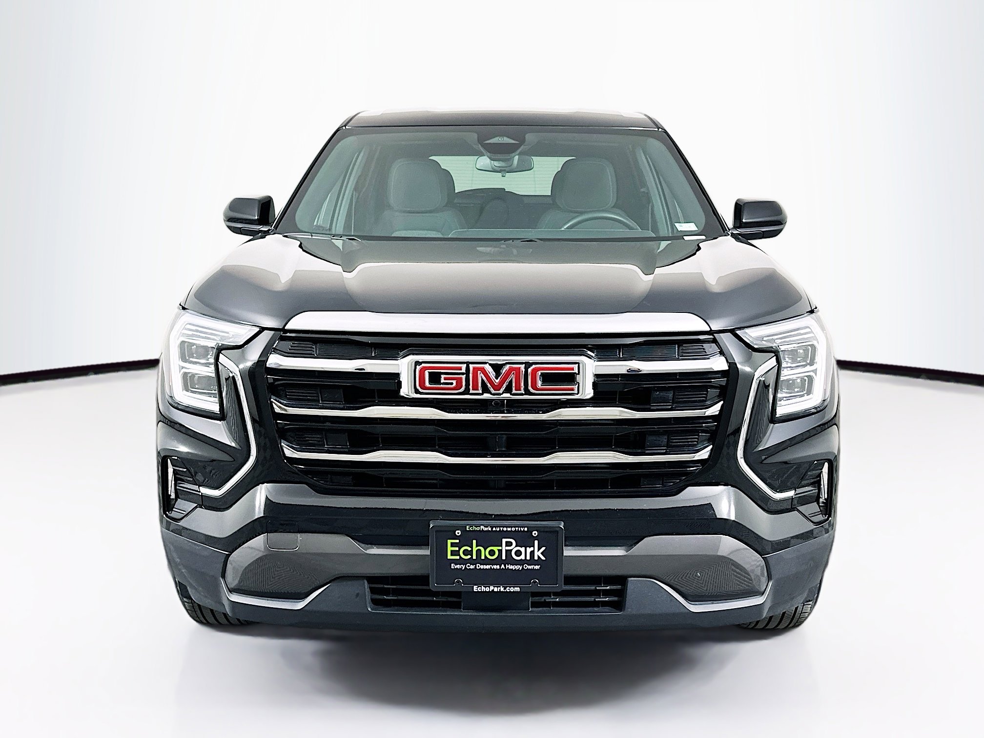 Used 2025 GMC Terrain Elevation AWD/4WD image 2