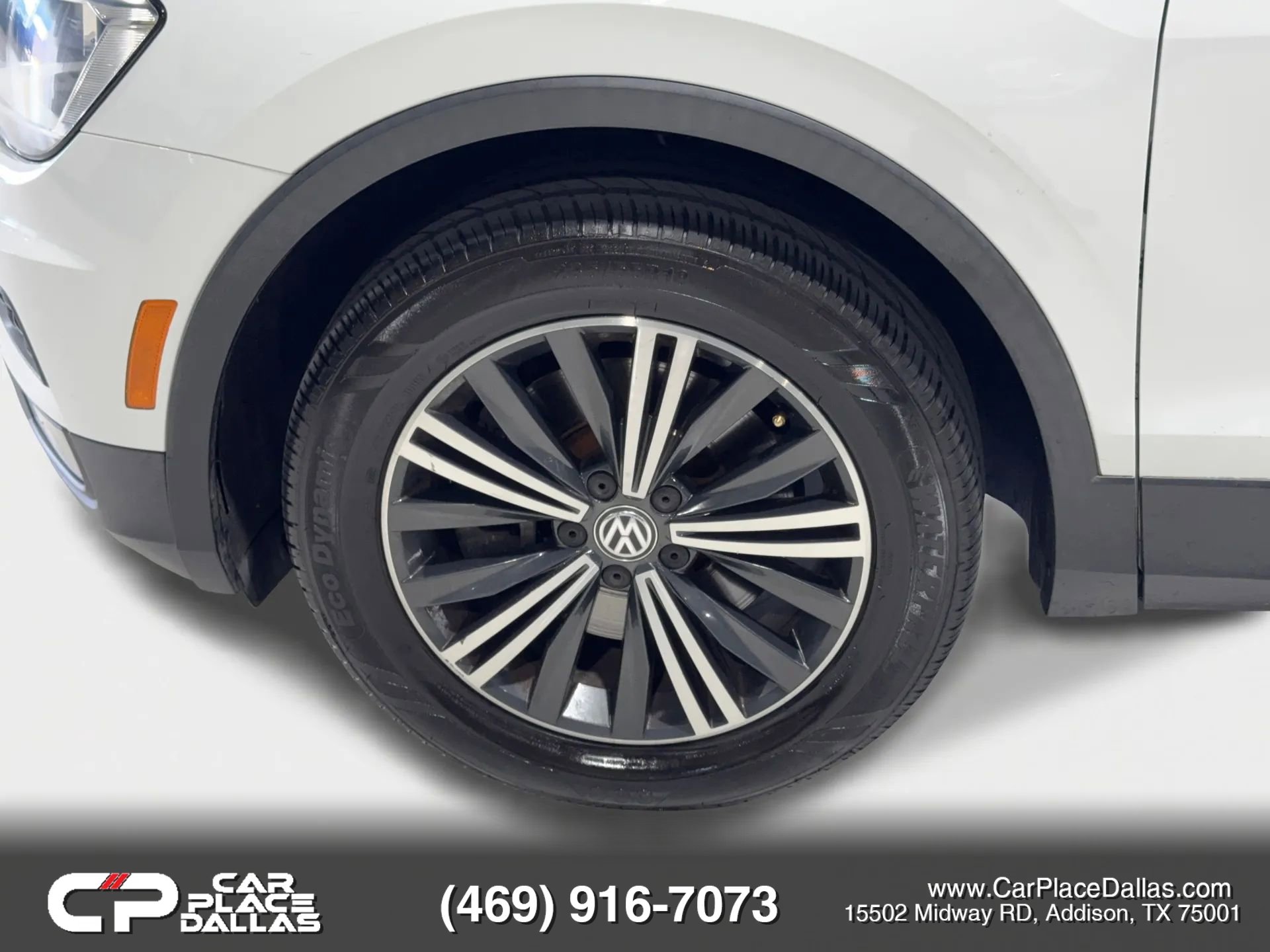 Used 2018 Volkswagen Tiguan SEL image 40