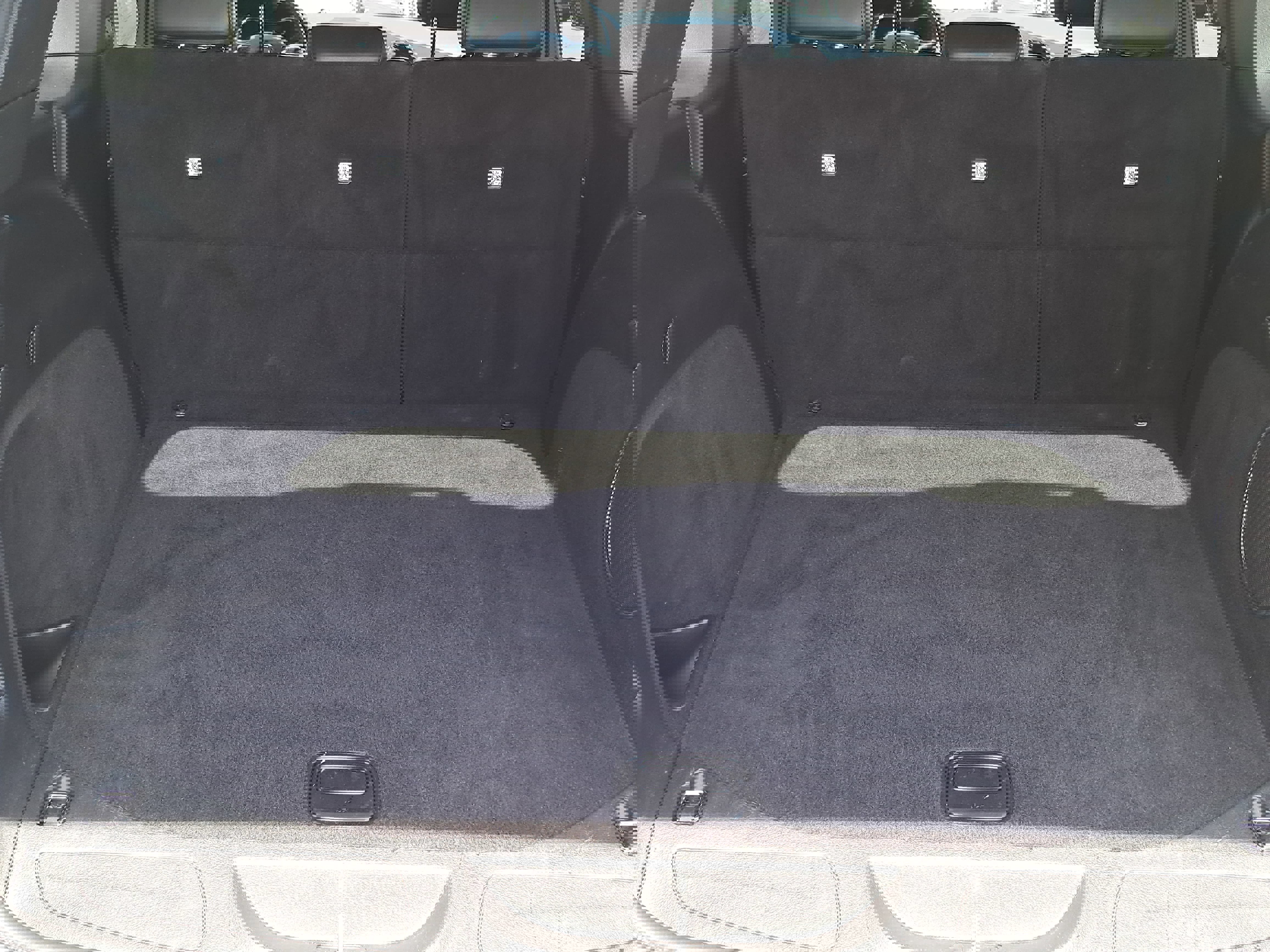 Used 2021 Jeep Grand Cherokee Laredo X AWD/4WD image 12